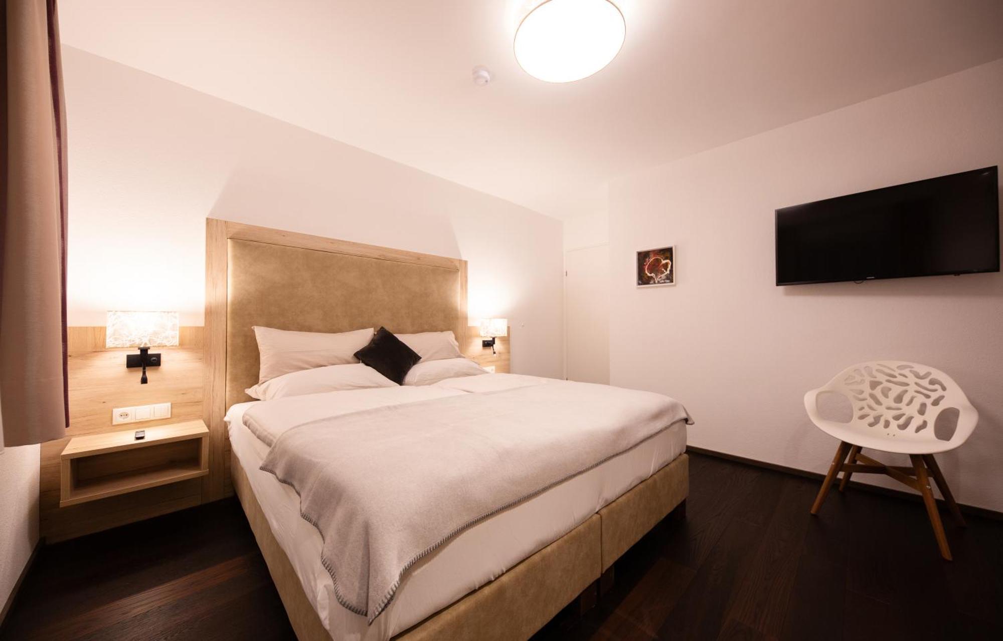 Da Peatala Apartments Serfaus Pokoj fotografie